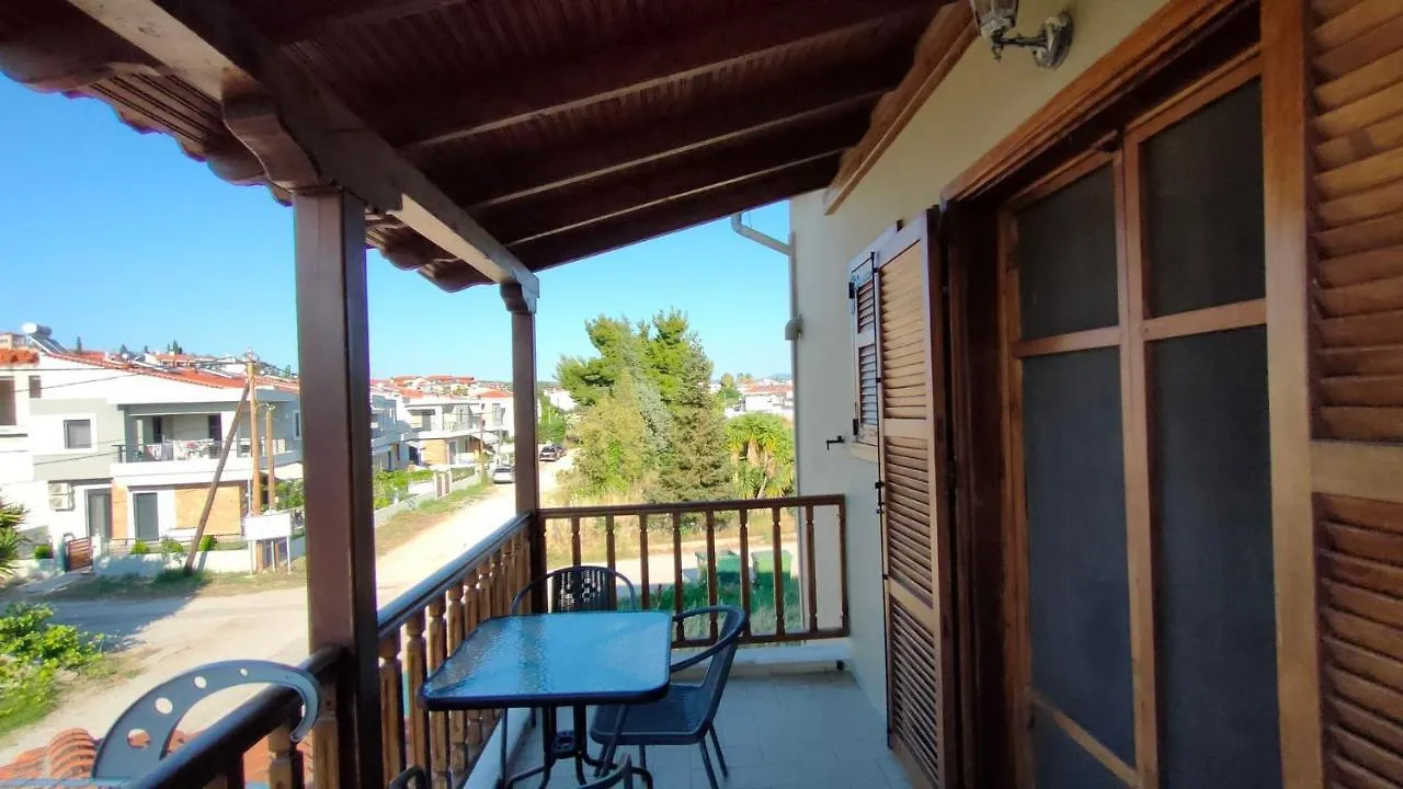 Zafiroudis Apartments ニキティ