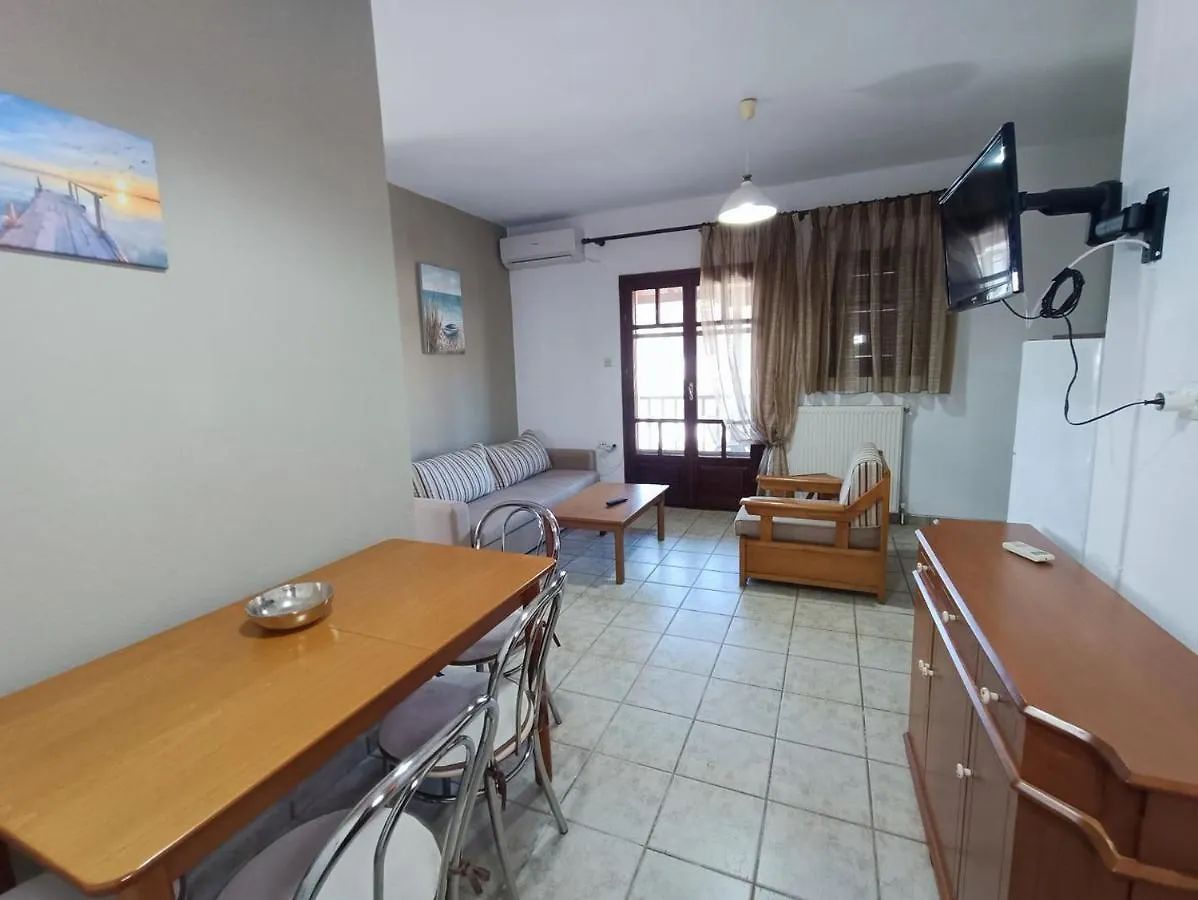 Zafiroudis Apartments ニキティ