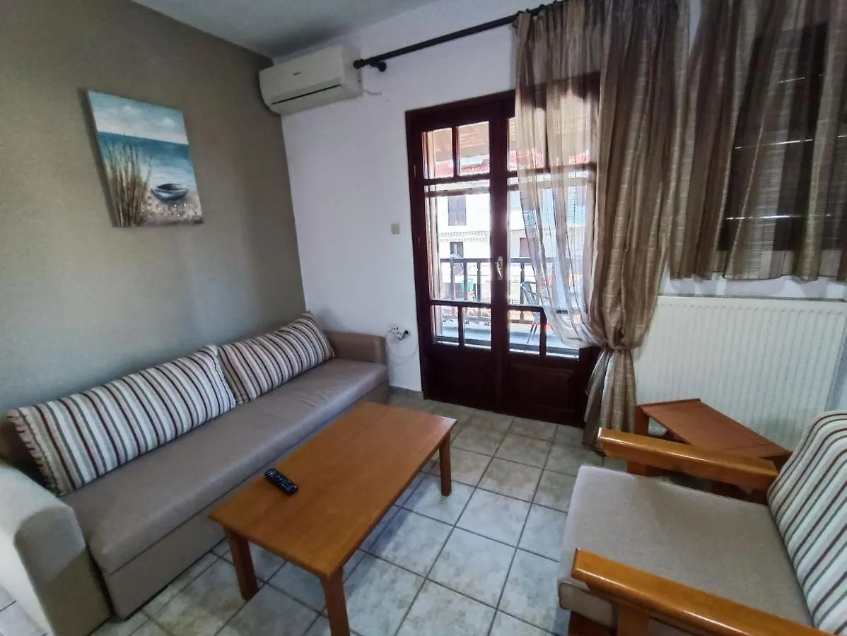 Zafiroudis Apartments ニキティ