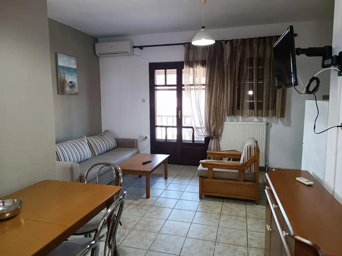 Zafiroudis Apartments ニキティ